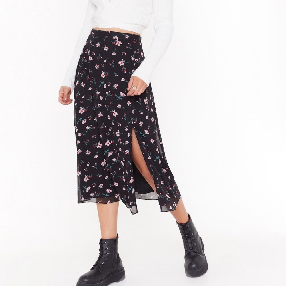 Nasty Gal Floral Midi Skirt